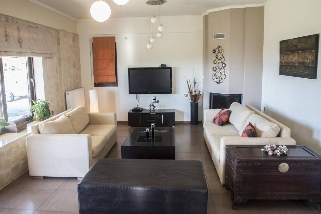 בית הארחה Pombia 	House Veggera - Private Swimming Pool מראה חיצוני תמונה