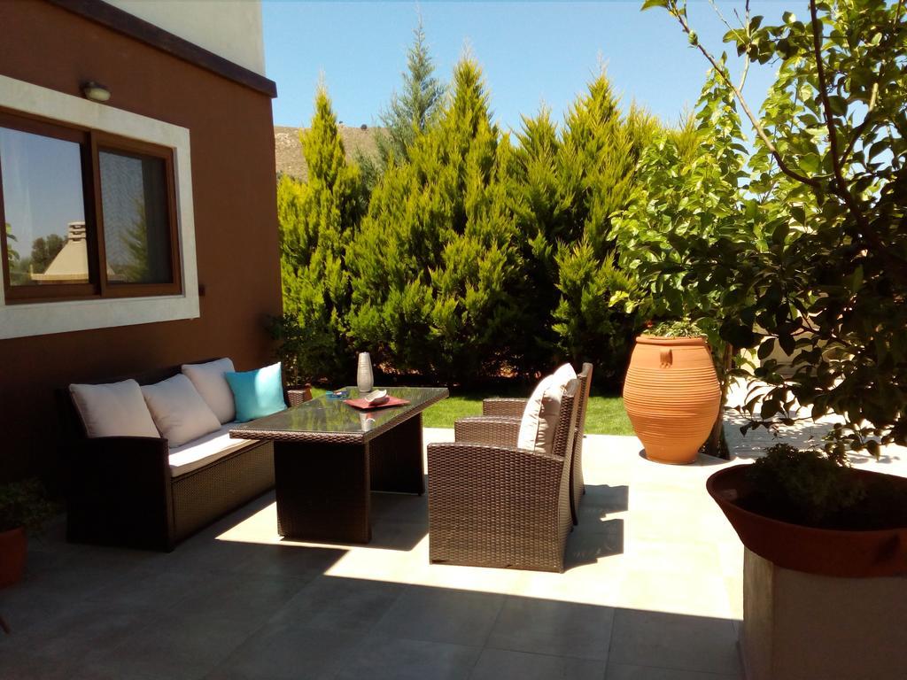 בית הארחה Pombia 	House Veggera - Private Swimming Pool מראה חיצוני תמונה