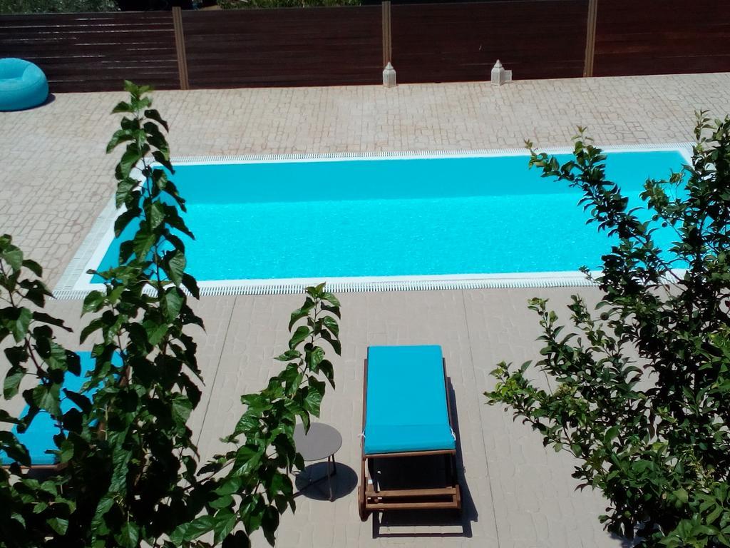 בית הארחה Pombia 	House Veggera - Private Swimming Pool מראה חיצוני תמונה