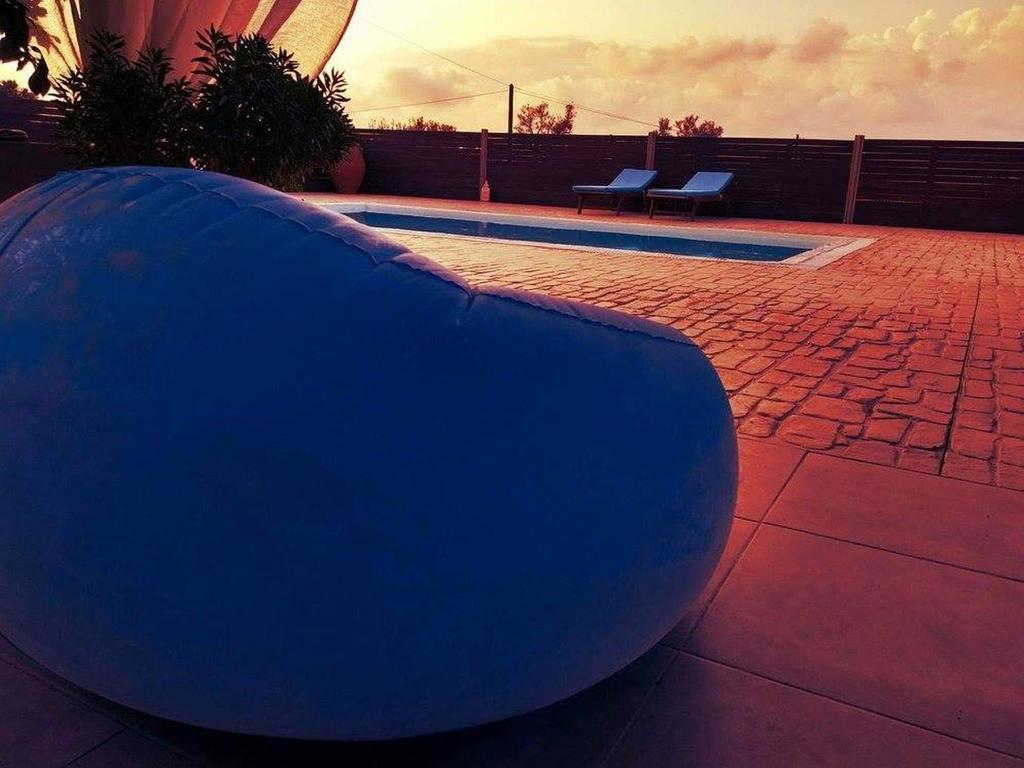 בית הארחה Pombia 	House Veggera - Private Swimming Pool מראה חיצוני תמונה